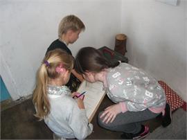 09
