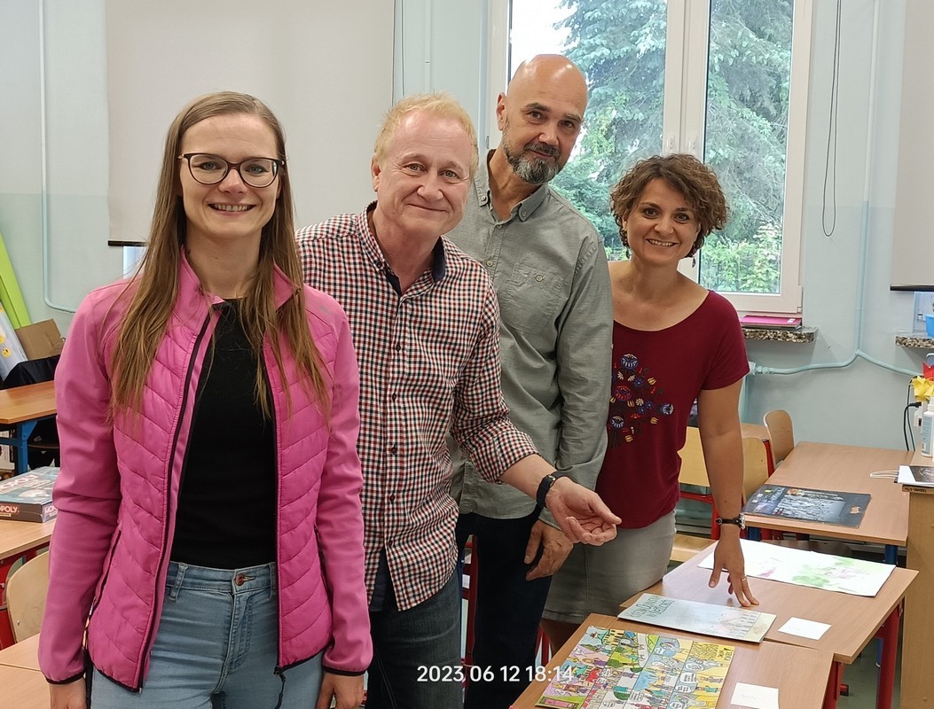 3-SP-1-JURY-Czworka