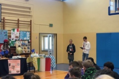 image25
