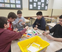 lego8a-2