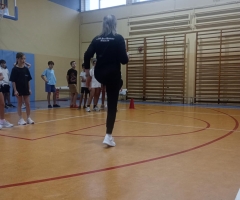 b7caa6c6-771b-42d9-987a-4944f59a1d8b