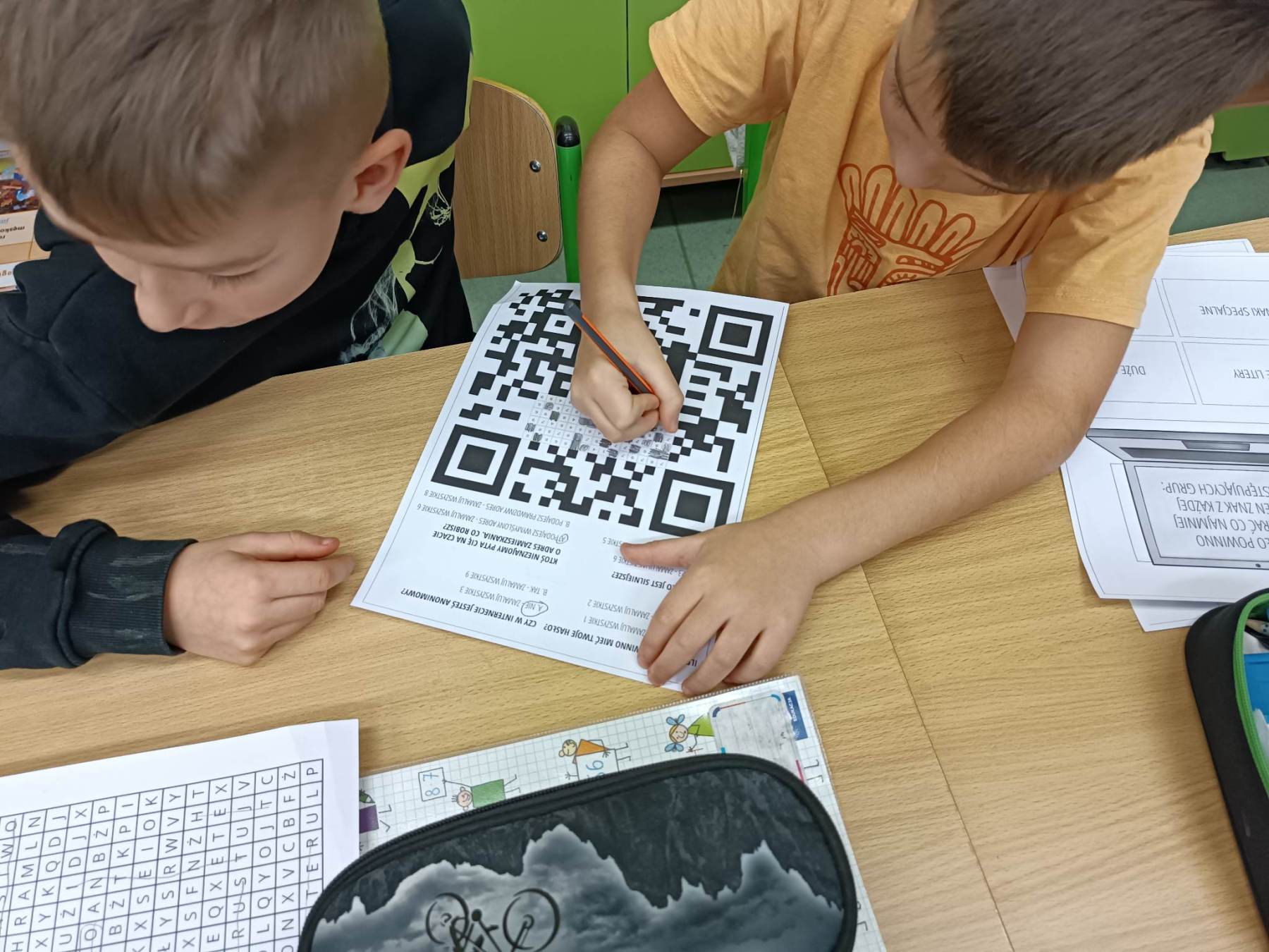 received_1420090815402413