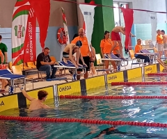 f0f40888-f6f7-42b1-9ab5-894494e21d3c