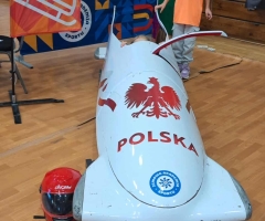 fcca4584-9453-4a26-b970-776e3cf9273f