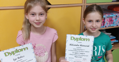 Sukces naszych uczennic w Międzyszkolnym konkursie plastycznym „Majowa łąka” Sukces naszych uczennic w Międzyszkolnym konkursie plastycznym „Majowa łąka”